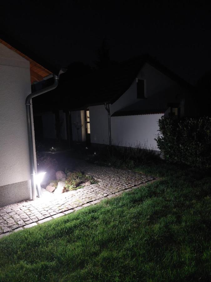 Ferienhaus In ベルナウ・バイ・ベルリン エクステリア 写真