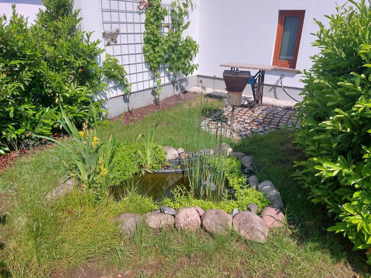 Ferienhaus In ベルナウ・バイ・ベルリン エクステリア 写真