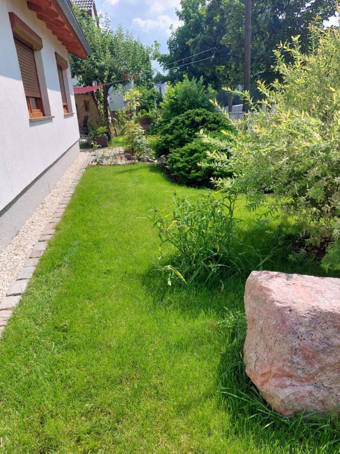 Ferienhaus In ベルナウ・バイ・ベルリン エクステリア 写真