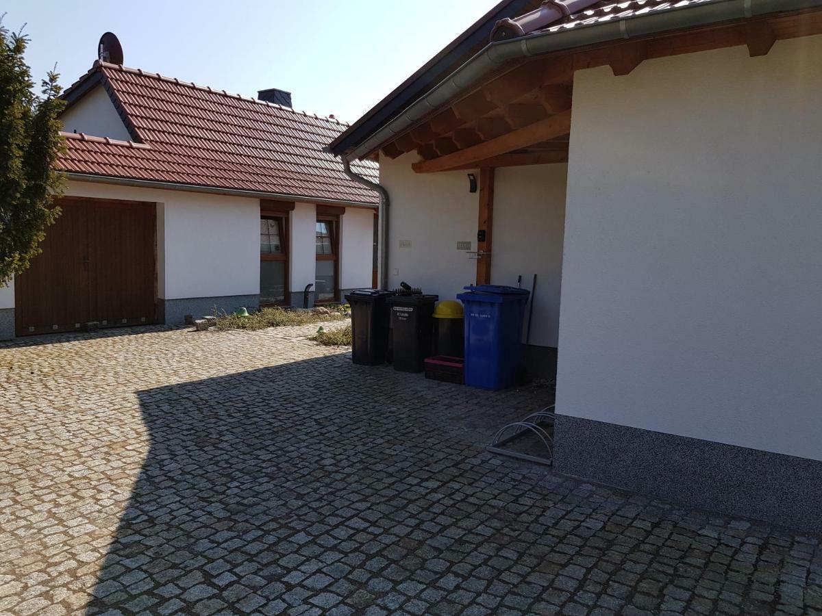 Ferienhaus In ベルナウ・バイ・ベルリン エクステリア 写真