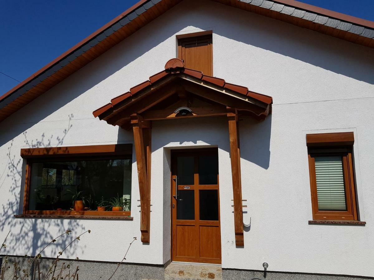 Ferienhaus In ベルナウ・バイ・ベルリン エクステリア 写真